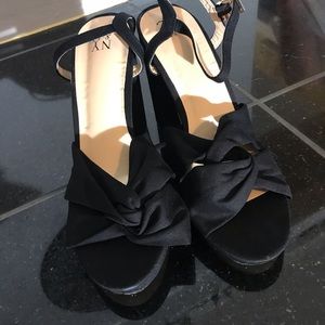 New York and Company heeled platform sandals